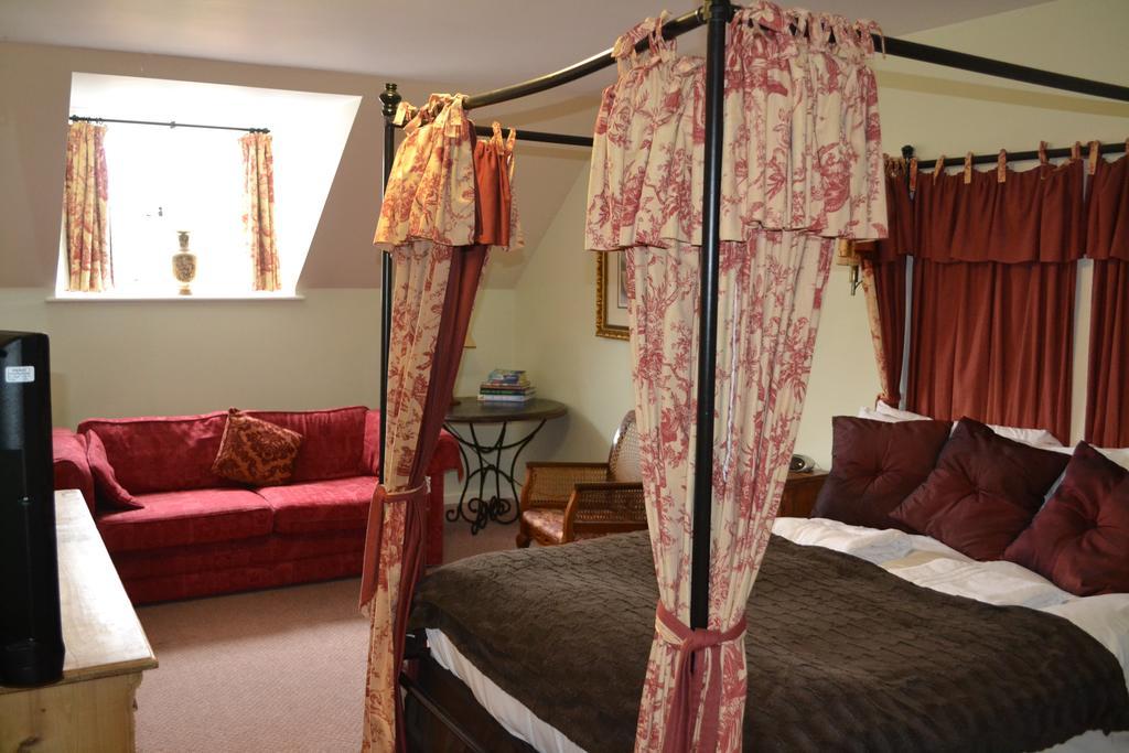 Отель The Mill Arms Ромси Номер фото