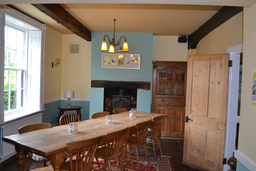 Отель The Mill Arms Ромси Экстерьер фото